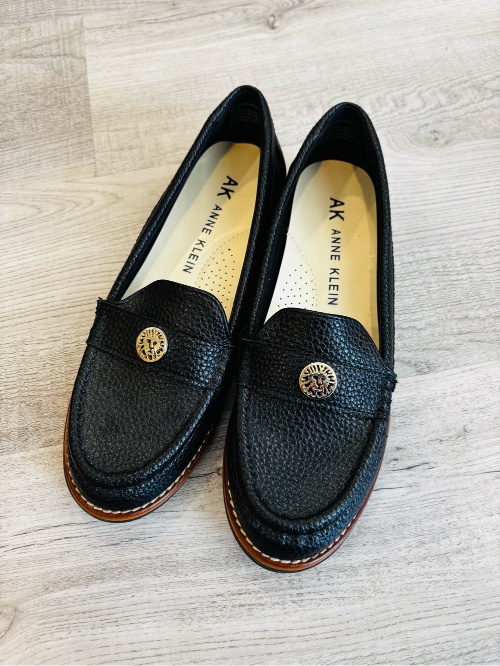 Anne Klein iFlex Black Penny Loafers Flats Size 6